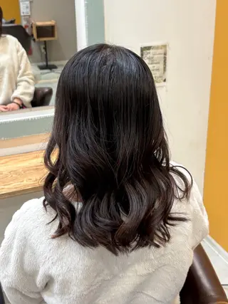 セミロング ルームスつかしん所属・ROOMS Himariのヘアスタイル