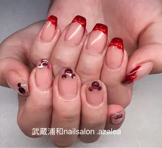 ネイル R inのネイルデザイン