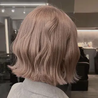 カラー YU MAのヘアスタイル