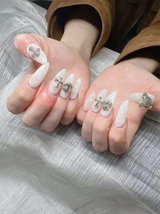 ネイル Lee Nailsのネイルデザイン