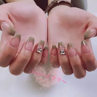 ネイル ネイルサロン エクラ 🌹【スカルプ専門】のネイルデザイン