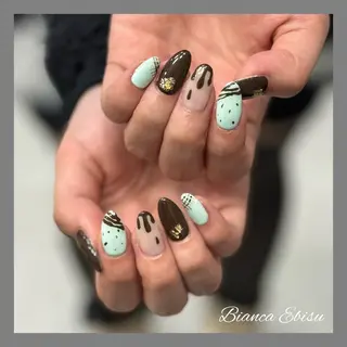 ネイル Bianca TORII🌞のネイルデザイン