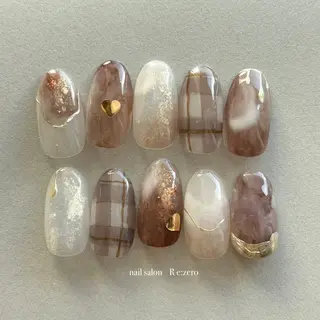 ネイル Re;zero所属・ネイルサロン Re;zero のネイルデザイン