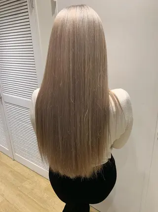 ロング 渋谷ハイトーン/ デザインカラー阿部のヘアスタイル