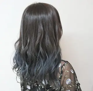 ロング カラー 透明感ハイライト◎ 伊藤夏海のヘアスタイル