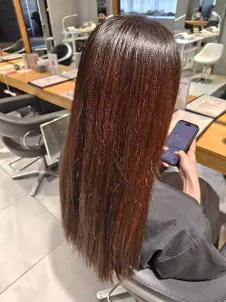 カラー 美容室Lee京橋店所属・Jrカラーリスト ゆみかのヘアスタイル