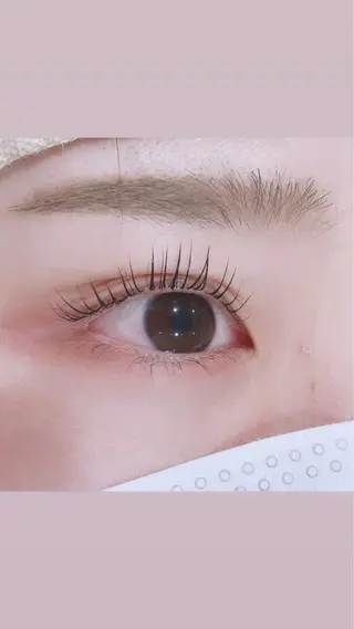 マツエク・マツパ 曲がる縮毛矯正 LIBER 　岩名のヘアスタイル