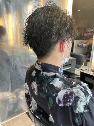 ショート パーマ メンズ メンズヘア特化 崎田 成人のヘアスタイル
