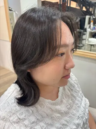 ミディアム さとう さくらのヘアスタイル