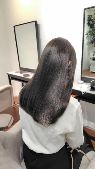 ロング 小河 恵子のヘアスタイル