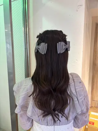 ロング ヘアアレンジ 艶カラー/ ストレート/くるみのヘアスタイル