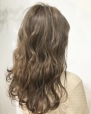 ロング カラー レイヤー/顔周り /AKARIのヘアスタイル