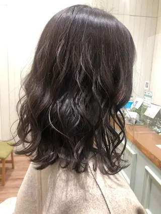 セミロング カラー 韓国／大宮／レイヤー 🤍AYA🤍のヘアスタイル