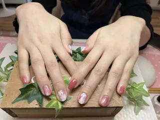 ネイル Ui_Amor (パラジェル)のネイルデザイン