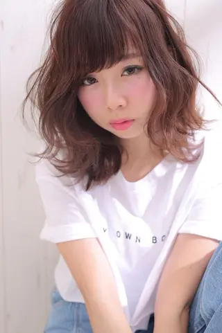 ミディアム 指名支持率NO.1 スタイリストのヘアスタイル