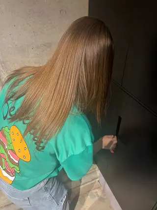 カラー china/ボブ /ブリーチカラーのヘアスタイル