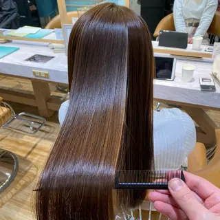 セミロング 山本翔一郎 韓国顔周りレイヤーのヘアスタイル