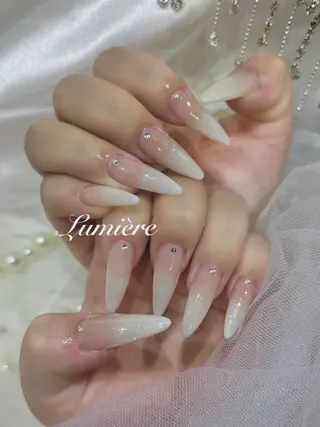 ネイル Lumière/ 超ロング/ワンホンのネイルデザイン