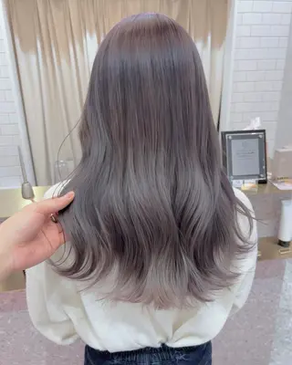 セミロング karin ボブハイトーンのヘアスタイル