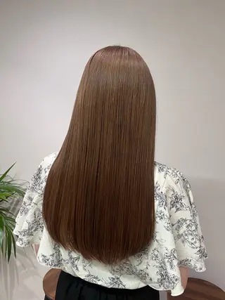 ロング 友 美海のヘアスタイル
