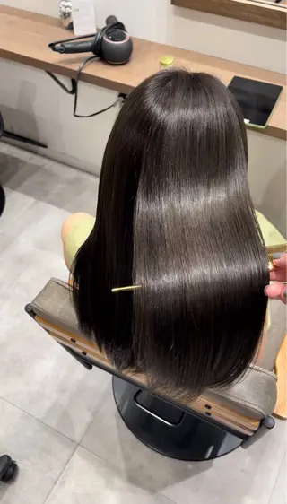 ロング 朝5分でキマる艶髪 ／ヤマダのヘアスタイル