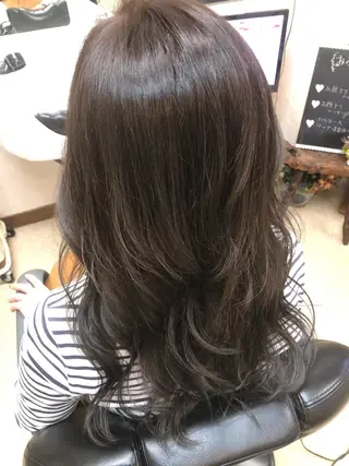 セミロング カラー ヘアサロン モカ所属・石塚 浩のヘアスタイル