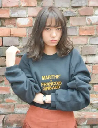 ミディアム カラー マネージャー八尾 裕一郎のヘアスタイル