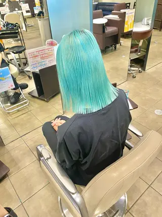 ミディアム 横山 大樹のヘアスタイル