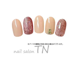 ネイル 矢川 まどかのネイルデザイン