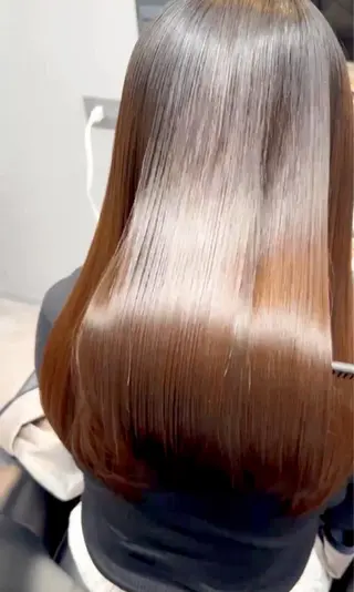 ロング アンルポン所属・unlepont 江坂[髪質改善]🪽のヘアスタイル