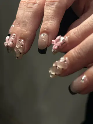 ネイル neouv所属・NEOUV_ mikuのネイルデザイン