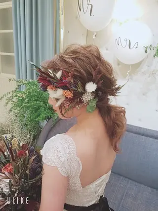 セミロング ヘアアレンジ ヘアアンドメイクムタ 新居のヘアスタイル