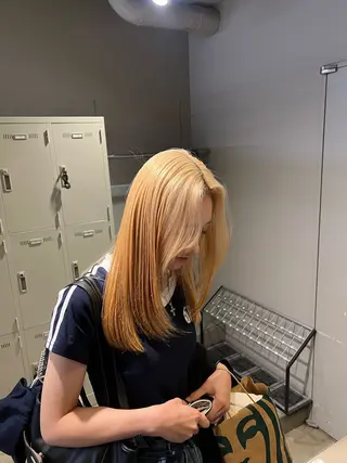 セミロング カラー 韓国レイヤーカット /REIのヘアスタイル