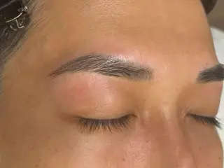 メンズ アイブロウ メンズアイブロウ特化 🦖　加藤宗武の眉毛・アイブロウイメージ