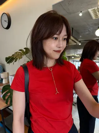 ミディアム レイヤーカット\ウル フ　chinatsuのヘアスタイル