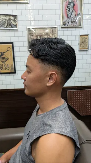 メンズ ミディアム B.B Cam's 西原店所属・金城 宏宜のヘアスタイル