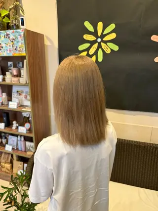 カラー 鈴木 美佑のヘアスタイル