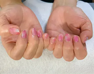 ネイル 手塚 里奈のネイルデザイン