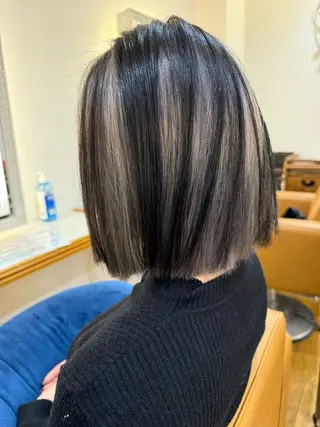 ミディアム ブリーチ毛矯正.髪質 改善.髪にドラマをのヘアスタイル