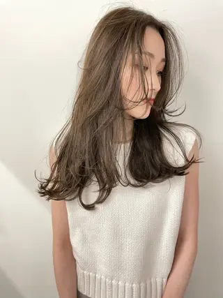 ミディアム カラー 透明感カラー＊ レイヤー/清水大地のヘアスタイル