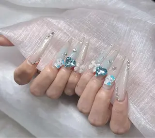 ネイル Lee Nailsのネイルデザイン