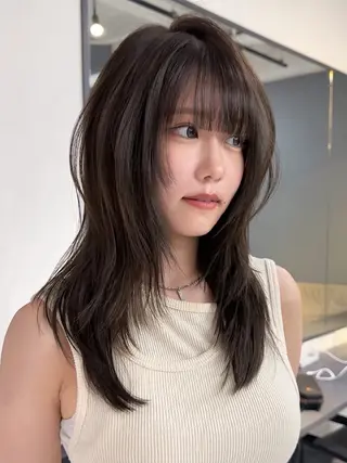 カラー 日下 知七里のヘアスタイル