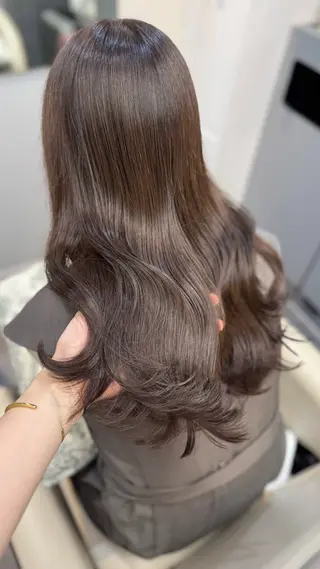 ロング レイヤーカット✂︎池 袋個室サロンkumaのヘアスタイル