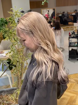 ロング カラー yate'/ Wカラー/小出捷也のヘアスタイル