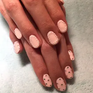 ネイル BANBINANAIL所属・イリネコ マリのネイルデザイン