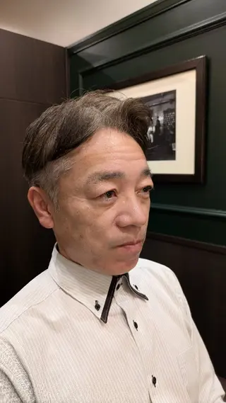 ミディアム 爰河 泰介のヘアスタイル