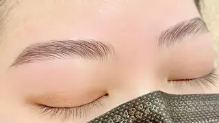 アイブロウ 信田 玲奈の眉毛・アイブロウイメージ