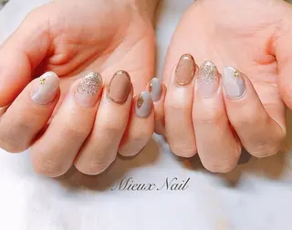 ネイル 市川 麻衣子のネイルデザイン