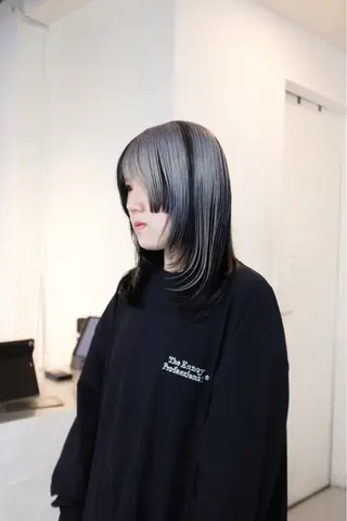 ミディアム カラー 🦠デザインカラー/ 魚瀬あおい🦠のヘアスタイル