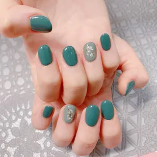 ネイル バニーアイズ　ネイル ニューオータニ博多店のネイルデザイン